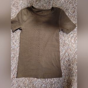 Everlane pima tee